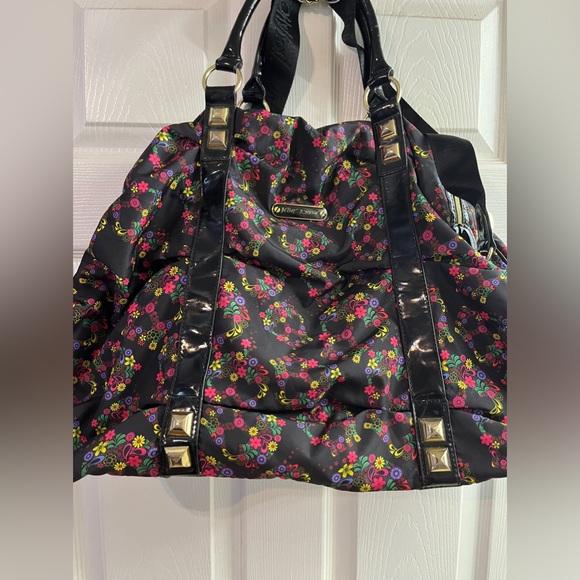 RARE HTF BETSEY JOHNSON HUGE COLORFUL ditsy paisley floral skull studded duffle - Picture 8 of 15